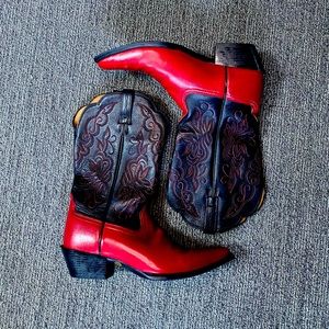 Ariat Red Cowboy Boots Women’s Size 8 Heritage Western Excellent Condition